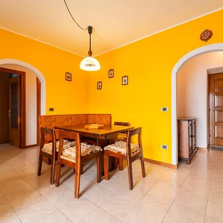 Un Balcone Sul By Wonderful Italy Apartment Montemezzo